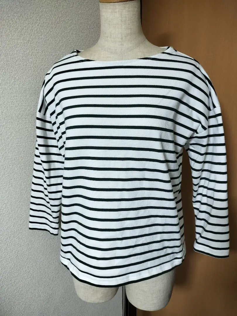 Thumbnail of Excellent condition United Arrows striped T-shirt, boat neck