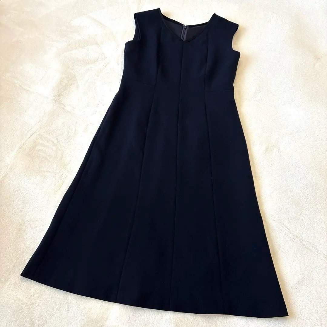 Thumbnail of ANAYI Double Cloth V-Neck Dress 36 M Black