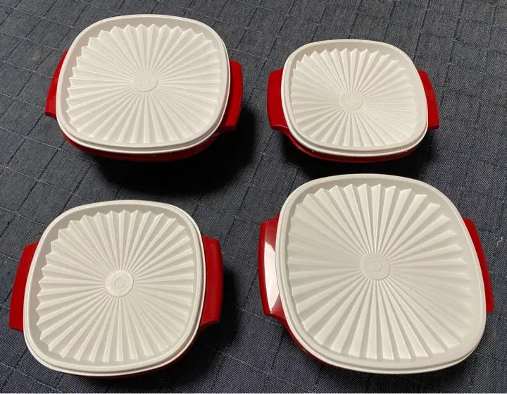 タッパーウェア　りーちゃん TUPPERWARE タッパーウェア デコレータージャー・クランベリー