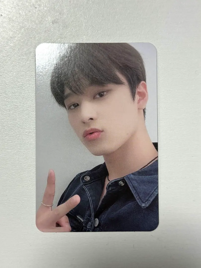Thumbnail of THE BOYZ Juyeon trading card