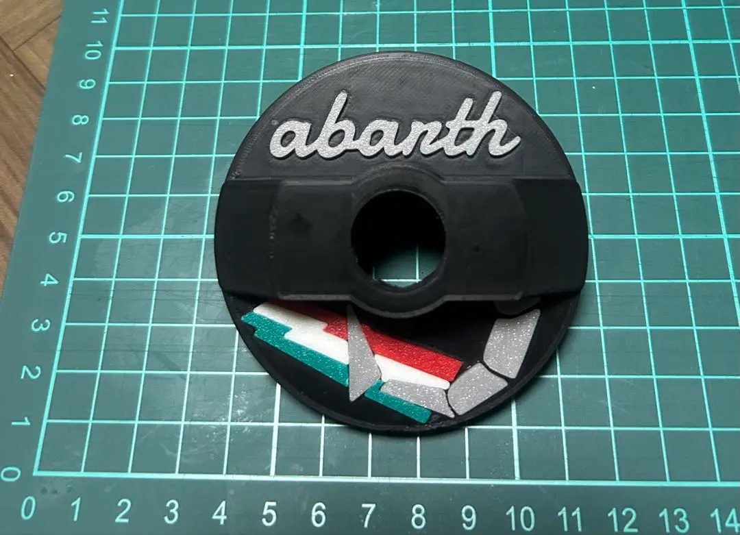 【DEFI】フューエルキャップ　アバルト ABARTH 純正 フューエルキャップ【エンブレム】｜ラテン車の雑貨