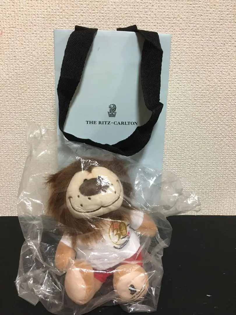 リッツ・カールトン シンガポール ぬいぐるみセット ザ・リッツカールトン シンガポール ぬいぐるみ - メルカリ
