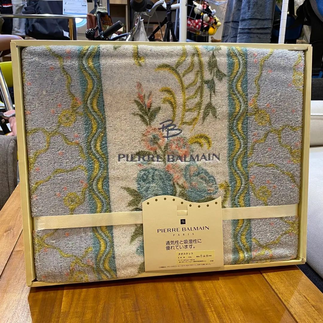 2025年最新】pierre balmain タオルケットの人気アイテム - メルカリ