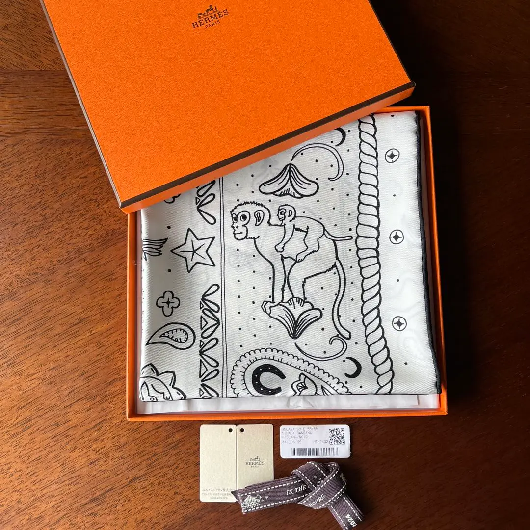 HERMES - 値下げ！新品未使用 エルメス シルクバンダナ アニマル