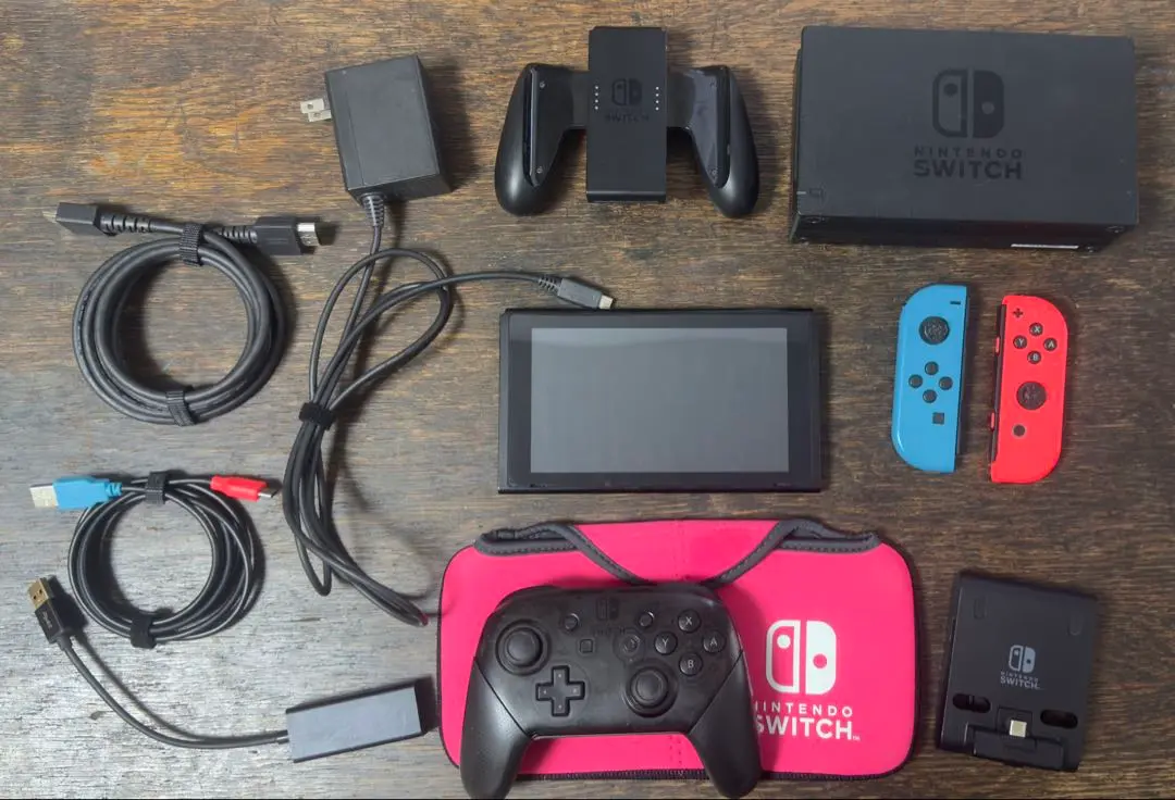 Joy-Con難あり】【画面傷なし】Switch 純正プロコン付き
