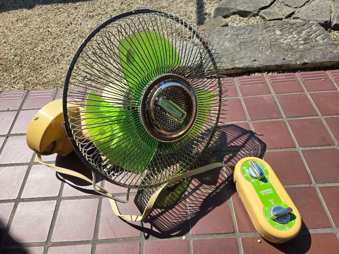 レトロ扇風機 HF-30WB ホリエ 壁掛け扇風機 昭和レトロ 当時モノ Yahoo!オークション -「ホリエ」(扇風機) (電化製品)の落札相場