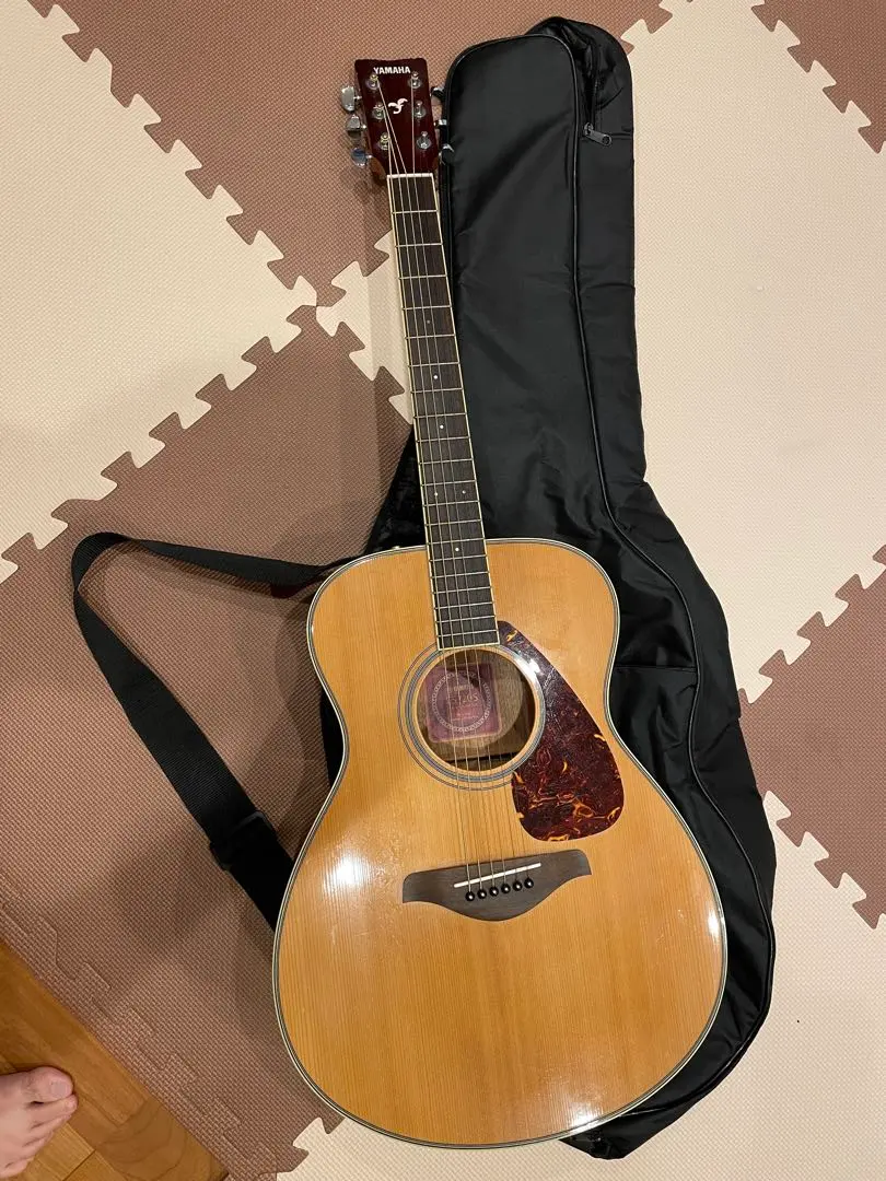 【週末特価】YAMAHA FS720S アコギ Sケース&オートチューナー付 週末特価】YAMAHA FS720S アコギ Sケース&オートチューナー付 YAMAHA