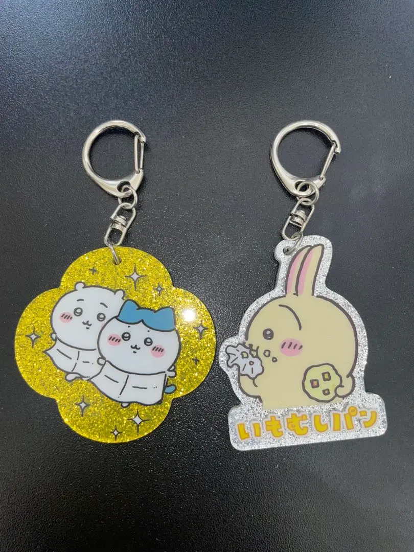 Thumbnail of Chikawa Lame Acrylic Keyholder 2