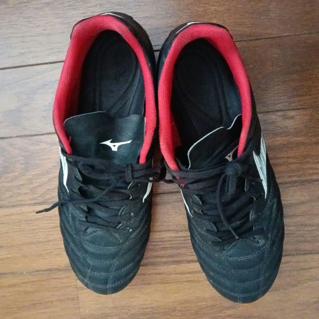 Thumbnail of Mizuno soccer shoes, JP 26.0cm