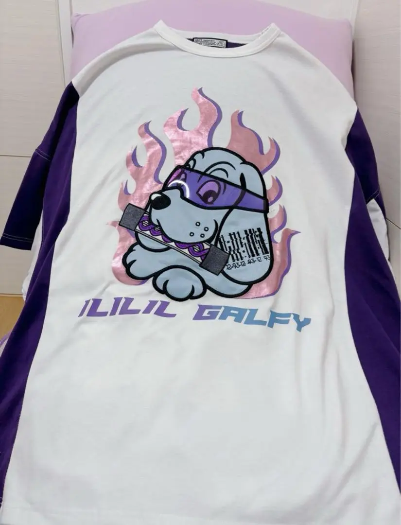 【希少】ililil ×ココロヤミ × GALFY ロンT 長袖 カットソー イルイルイル】ililil×ココロヤミ×GALFY コラボ 病みロンT 長袖