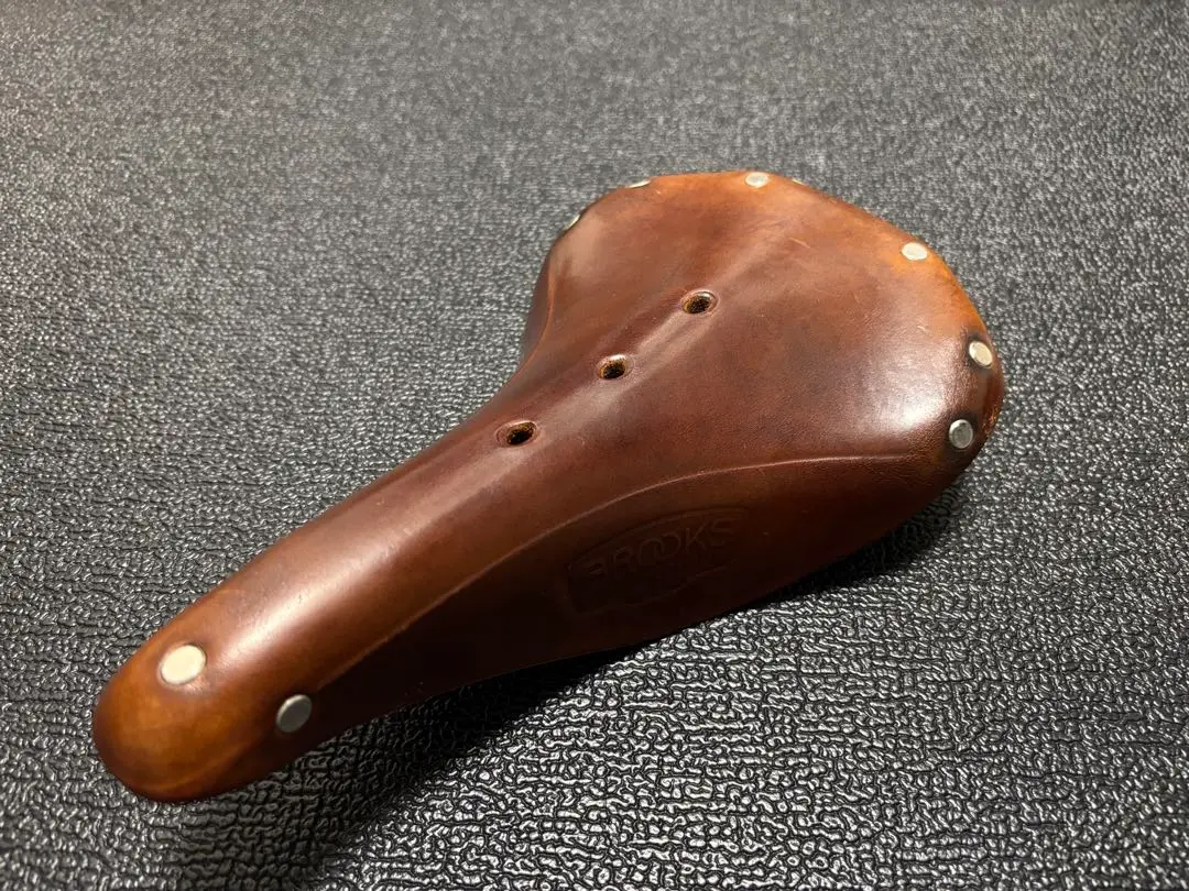 BROOKS　ブルックス　サドルカバー　ヴィンテージ　オールドデザイン　旧デザイン　生産終了品 メンテナンス・リペア 製品一覧 - BROOKS ブルックス 公式サイト