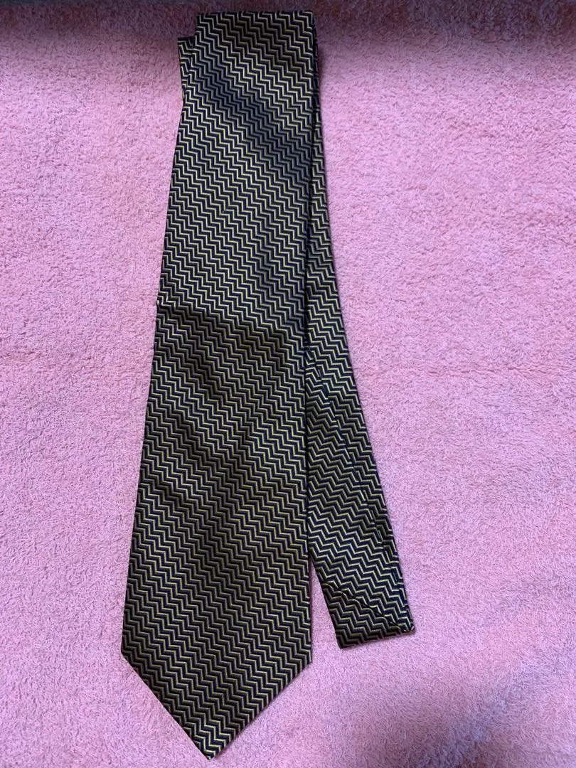 Thumbnail of Jim Thompson tie