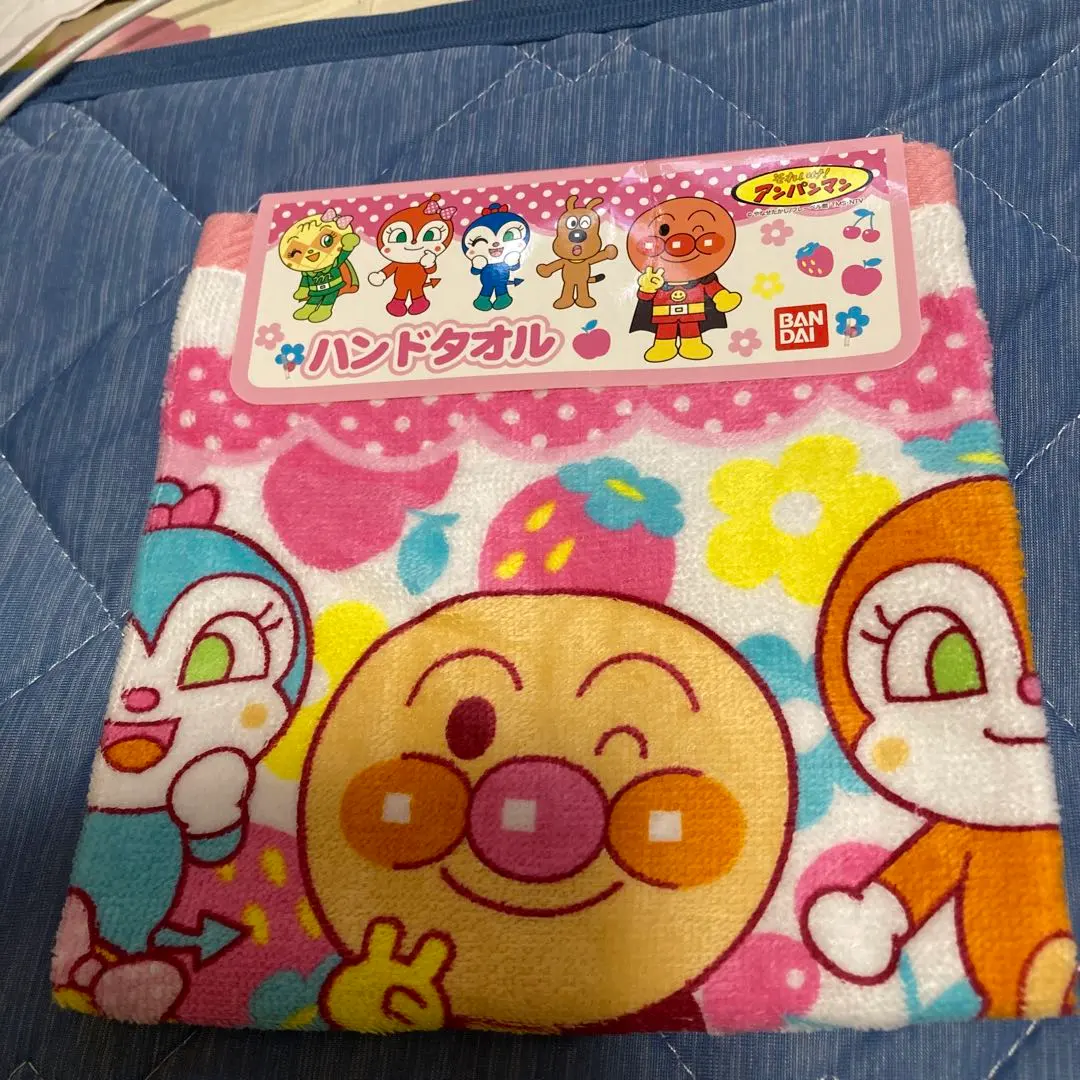 Thumbnail of Bandai Anpanman Hand Towel, Pink