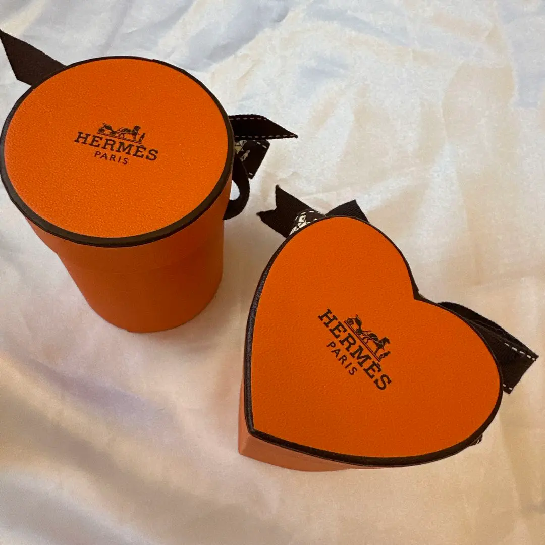 空箱 美品 エルメス HERMES ツイリーボックス 18個セット