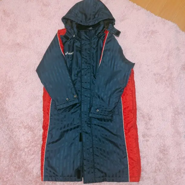 Thumbnail of Asics bench coat 150