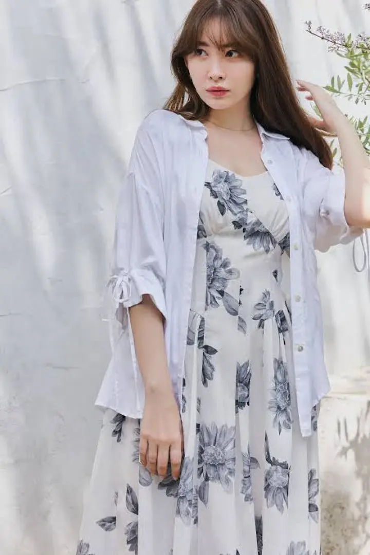 2025年最新】multi-way easy sheer shirtの人気アイテム - メルカリ