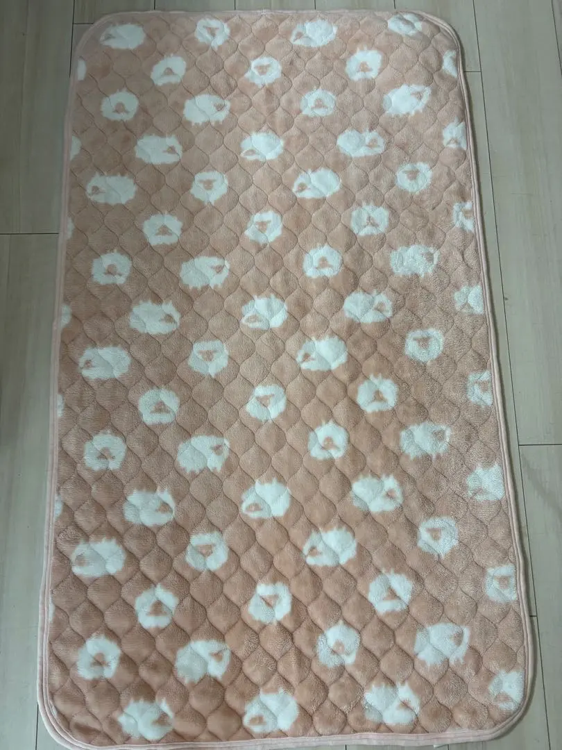 Thumbnail of Pink and white sheep bed pad