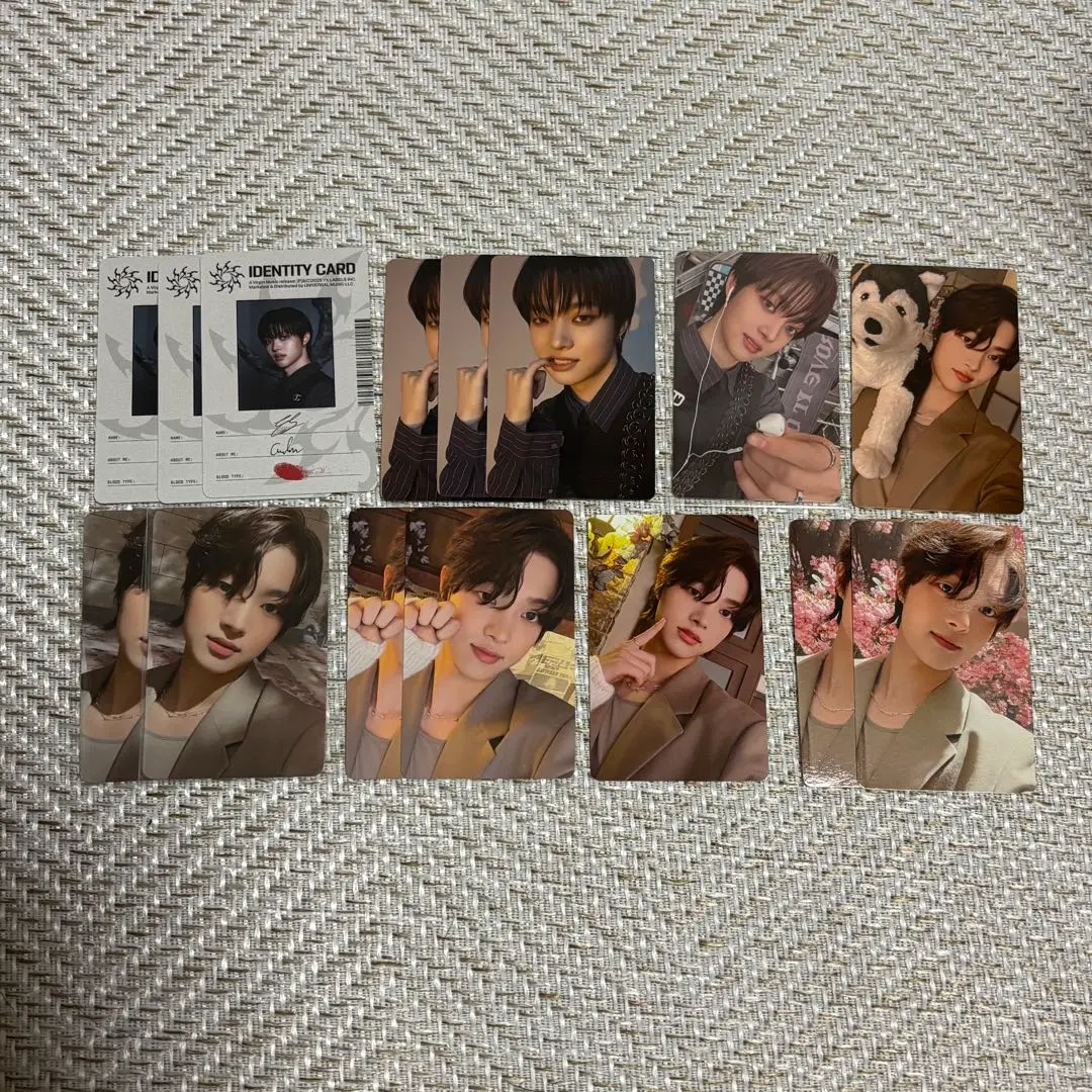 Thumbnail of &TEAM EJ Trading Card