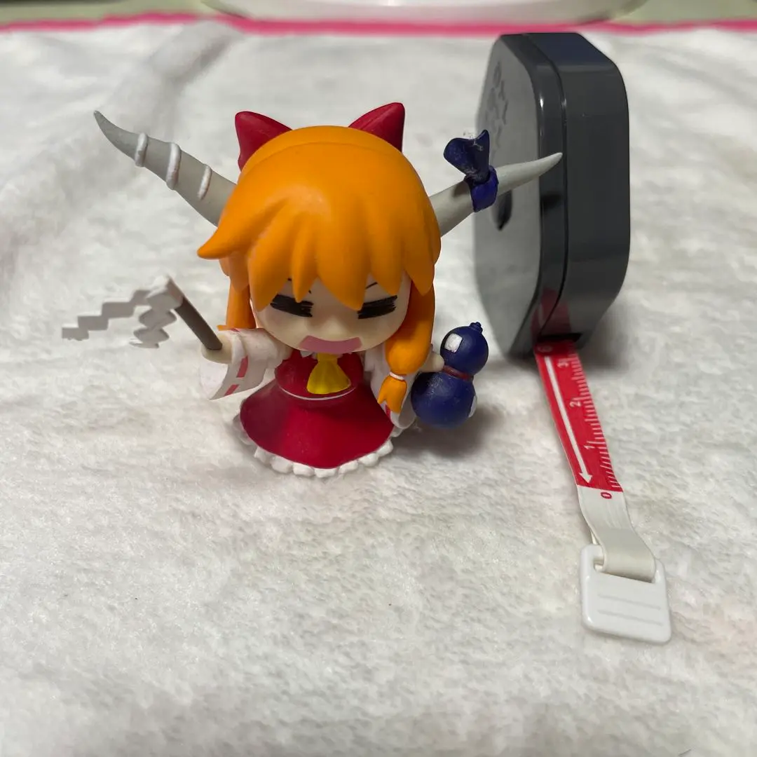 東方project 伊吹萃香　巫女みこ萃香　フィギュア 祈祷中 万歳 2体セット 東方project 伊吹萃香 巫女みこ萃香 フィギュア 祈祷中 万歳 2体
