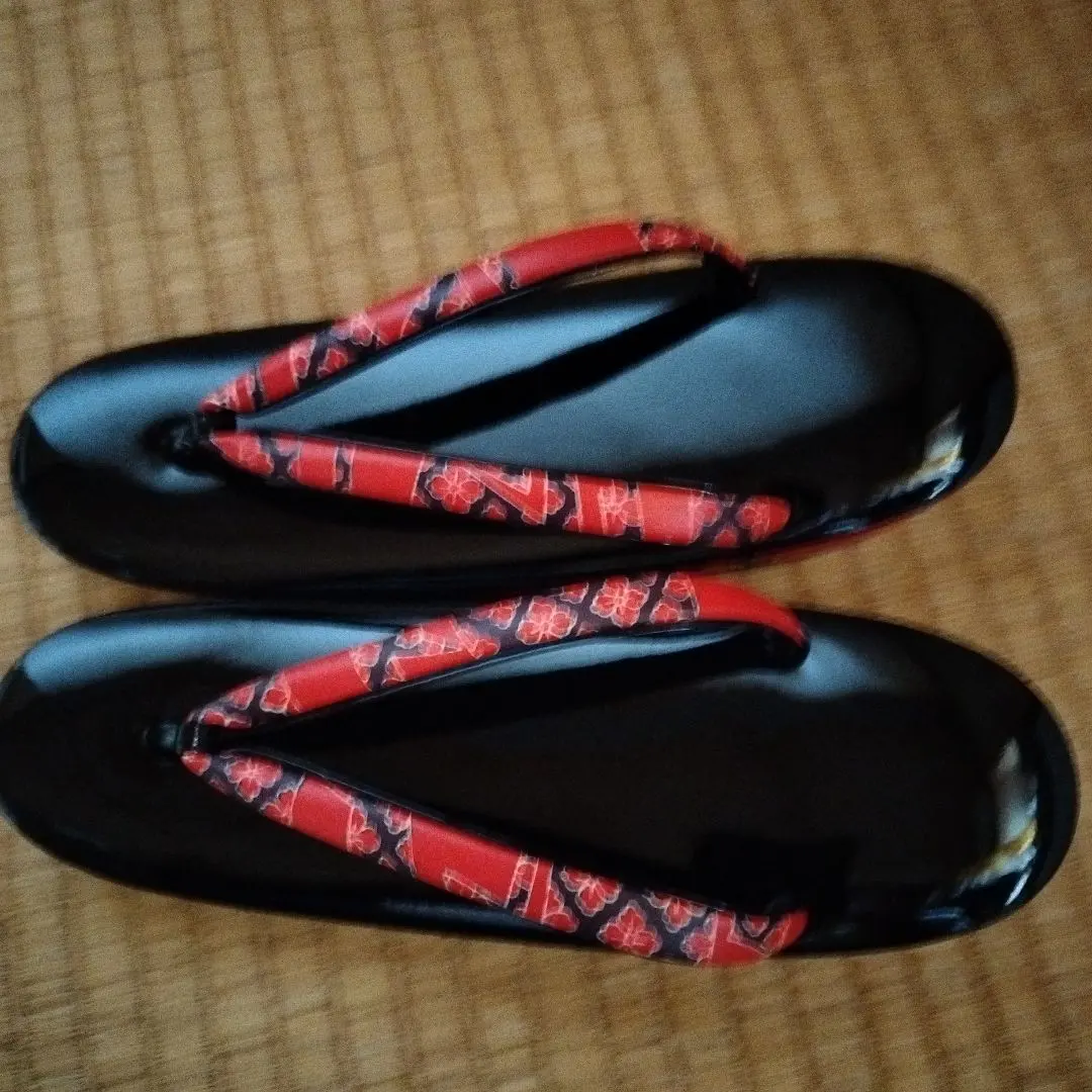 Thumbnail of Okiso Zori (sandals)