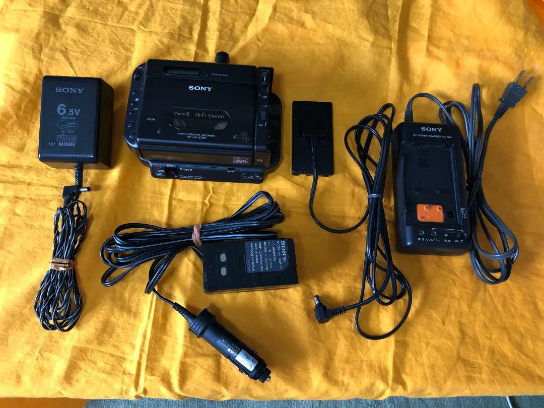 SONY GV-U5 ＋ TGV-1 ビデオウォークマン SONY GV-U5, TGV-1E, MGV-41E VIDEO WALKMAN COMPO | eBay