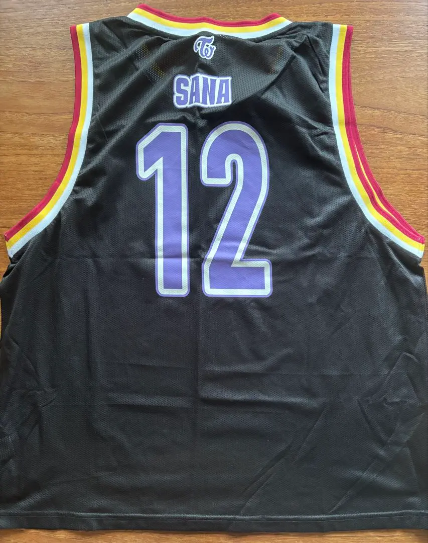 2025年最新】TWICE ユニフォーム サナの人気アイテム - メルカリ