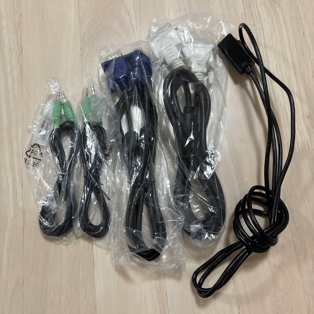 Thumbnail of Unused audio/video/power cable set