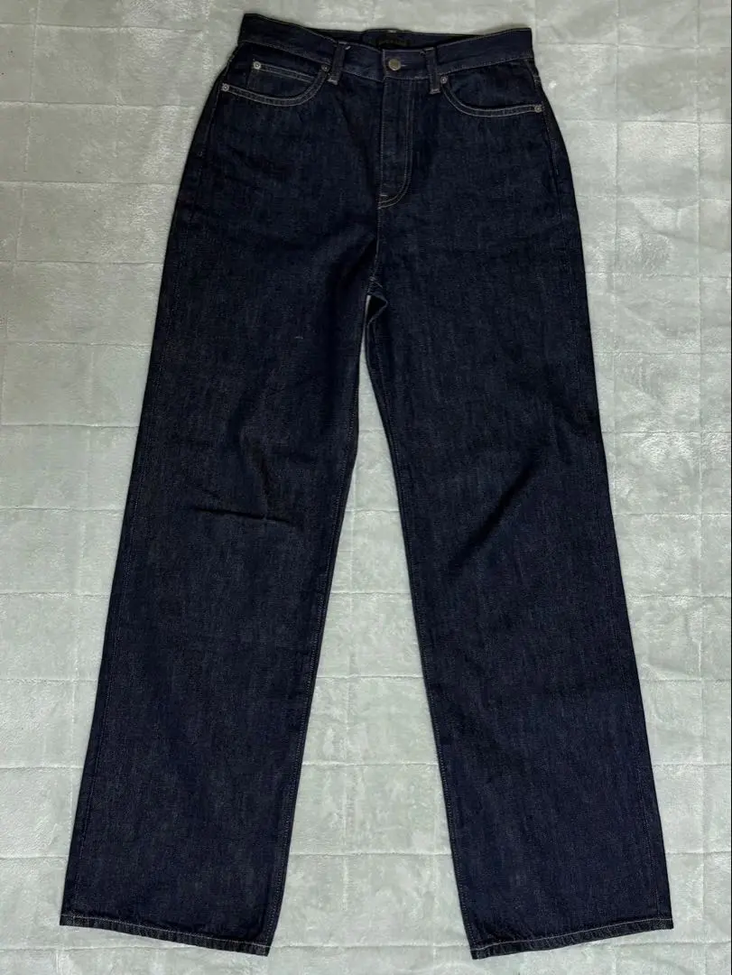 Thumbnail of UNIQLO Wide Straight Jeans, Navy, Size 24, Length: Long