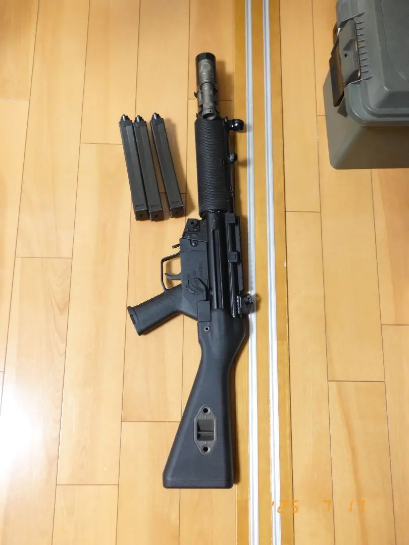 【最終超特価】MP5SD6 スタンダード電動ガン　東京マルイ　希少　レア 東京マルイ 】電動ガン スタンダードタイプ H&K MP5 SD6 ※対象年