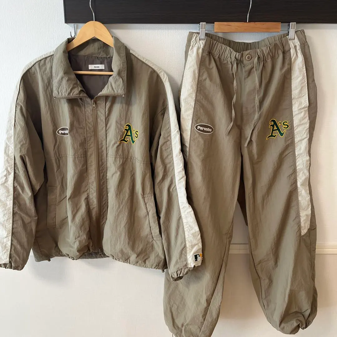 2025年最新】perushu セットアップの人気アイテム - メルカリ