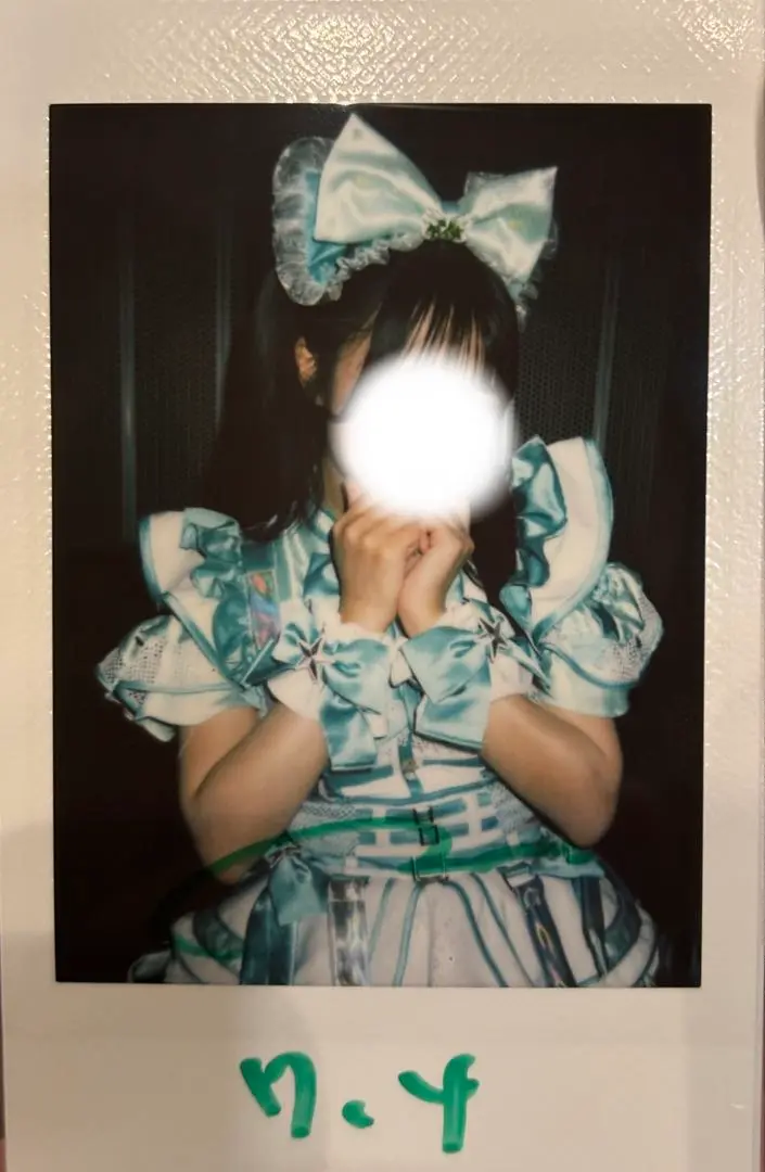りりあ。　ファーストワンマンライブ会場限定直筆サイン りりあ。 ファーストワンマンライブ会場限定直筆サイン - メルカリ