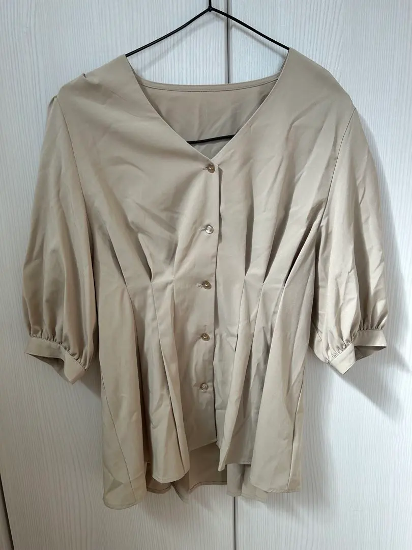 Thumbnail of Like new, only tried on ☆ AZUL by MOUSSY Beige 3/4 Sleeve Shirt M