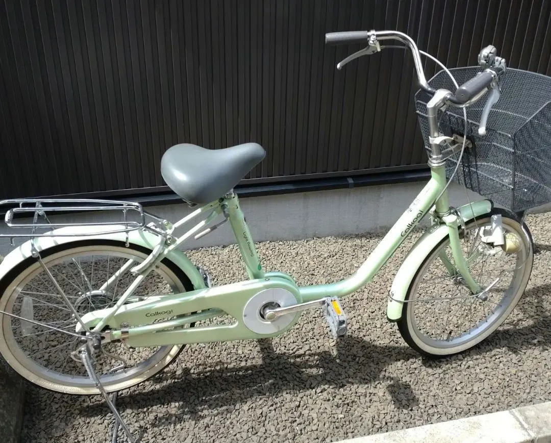 ママチャリ自転車（変速ギアつき）　白色　ほぼ新品　札幌 ママチャリ自転車（変速ギアつき）白色ほぼ新品札幌
