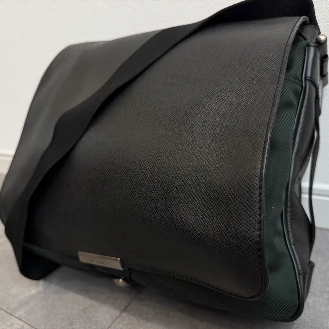 ルイヴィトン　タイガ　ヴィクトール　M30142 メッセンジャーバッグ 楽天市場】LOUIS VUITTON ルイ ヴィトン タイガ ヴィクトール
