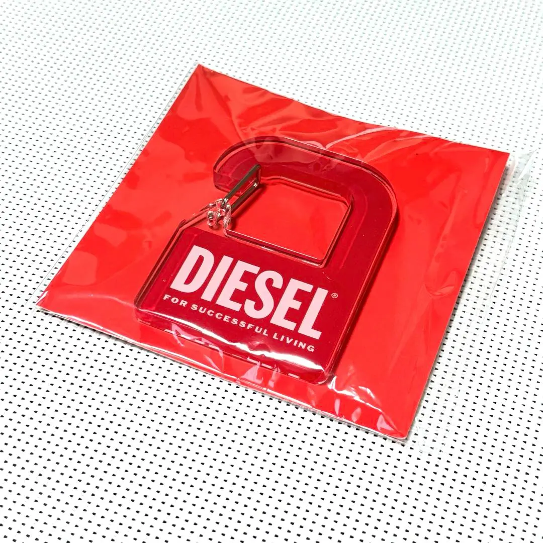 【新品、未使用】DIESEL(ノベルティ)キーリール 非売品
