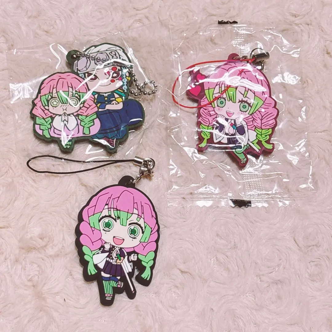 Thumbnail of Mitsuri Kanroji Rubber Strap Set