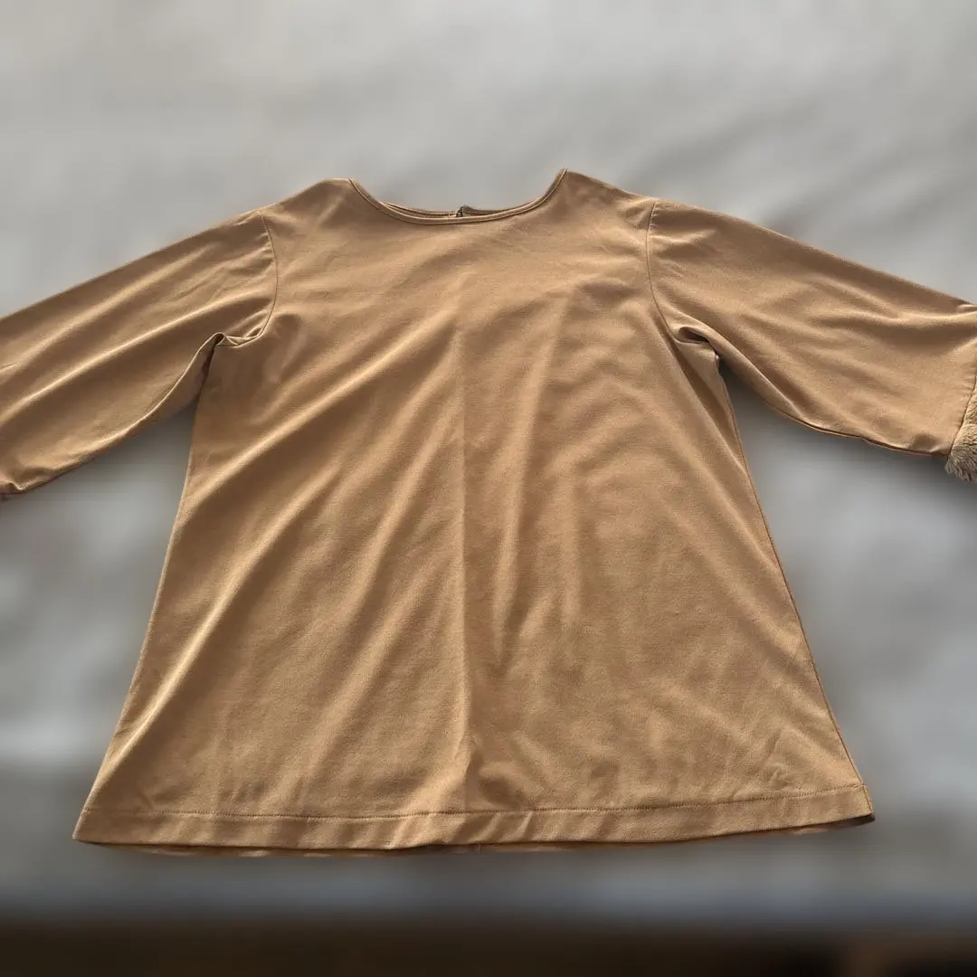 Thumbnail of 3L three-quarter sleeve top