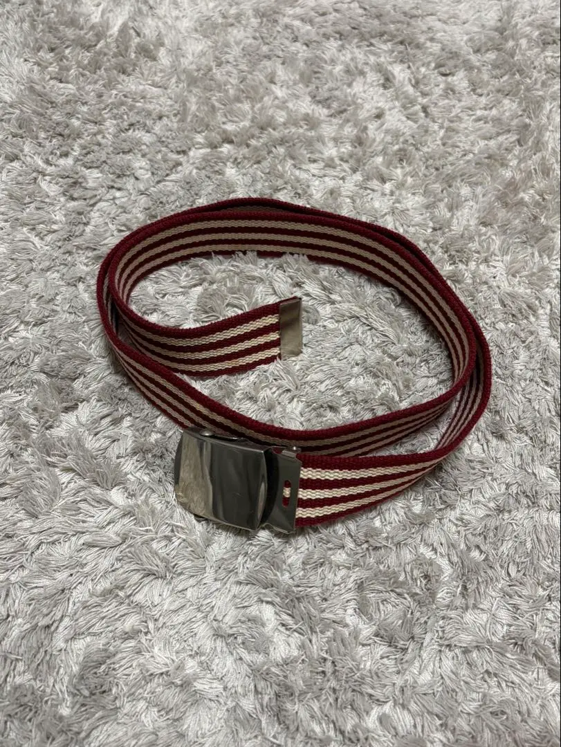 Thumbnail of Red and white striped belt