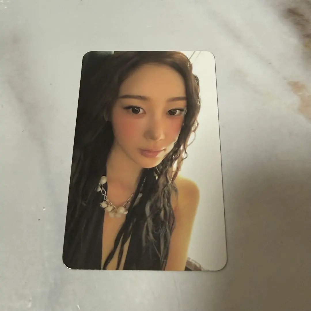 Thumbnail of aespa Giselle Richman trading card