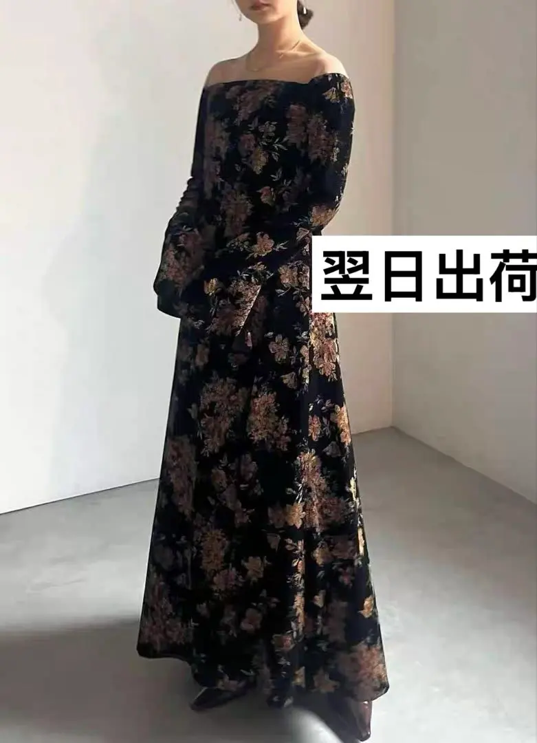 新品　FLOWER PRINT VELOUR DRESS カーキ 2025年最新】flower print velour dress ameriの人気アイテム