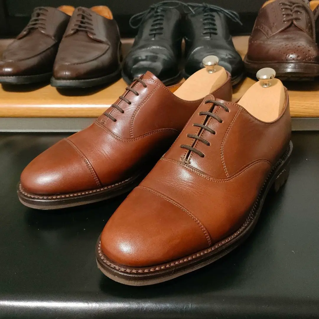 Thumbnail of Clarks, made in England, UK 6.5, approximately 25cm