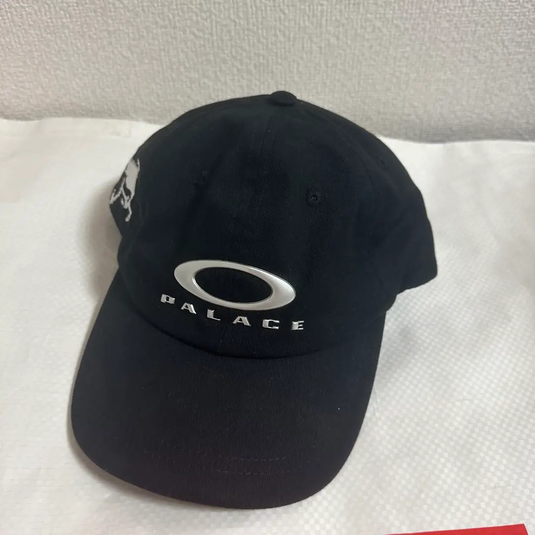 2025年最新】palace oakley キャップの人気アイテム - メルカリ