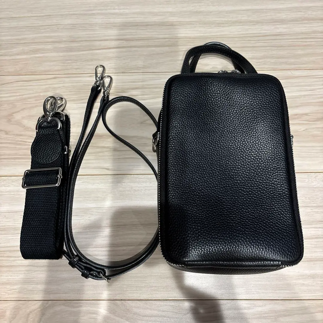 sonoca ソノカバンコラボバック 本革ショルダーバッグ［黒］新品未使用品 楽天市場】【sonocaさん ROOMコラボ】 本革 ショルダーバッグ