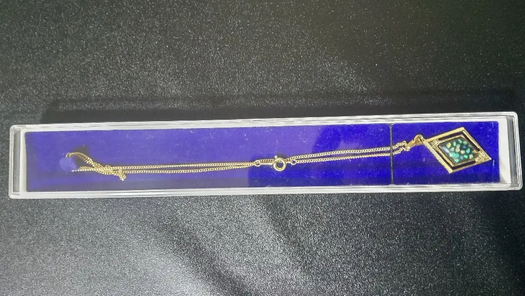 Thumbnail of necklace