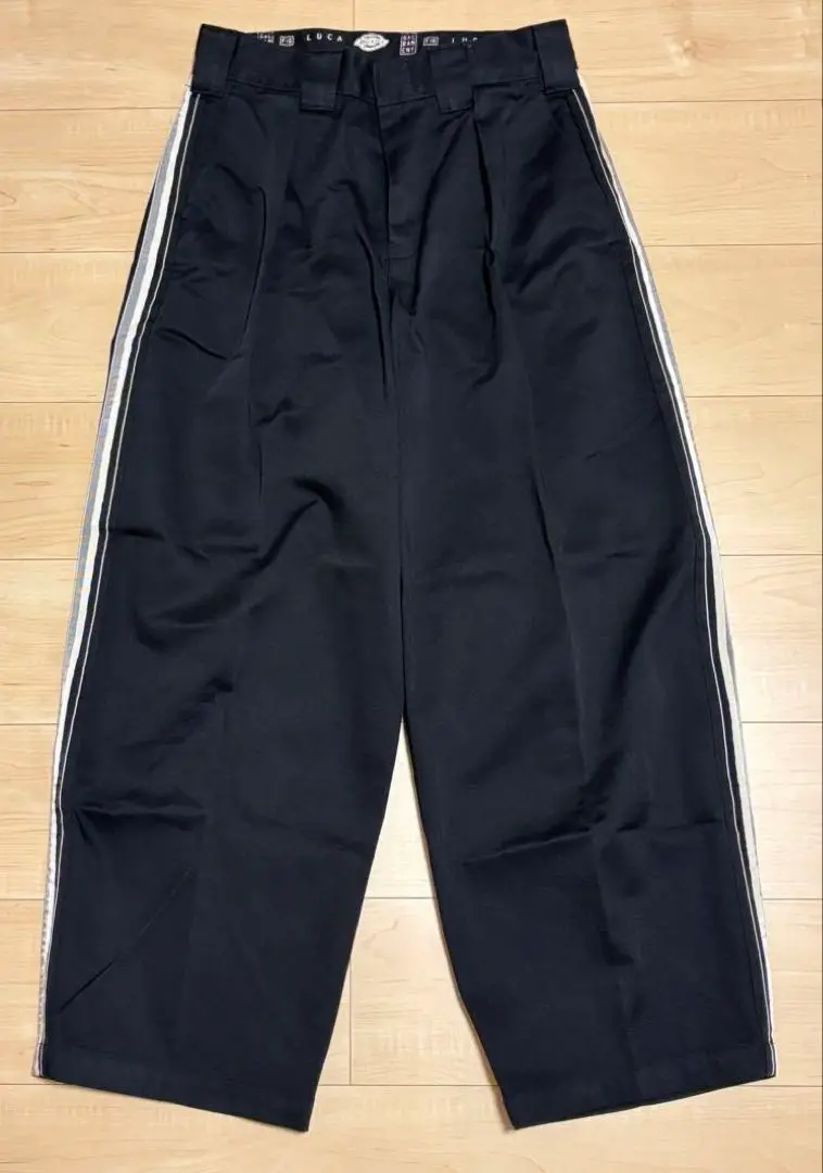 LUCA - Dickies ディッキーズ ライン入りパンツの通販 by きよと