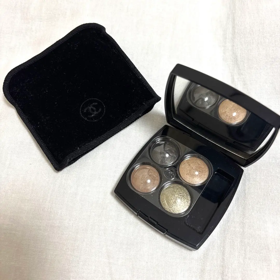 CHANEL レキャトルオンブル388 シャネル / レ キャトル オンブル 388 エクラ ドゥ ニュイの公式