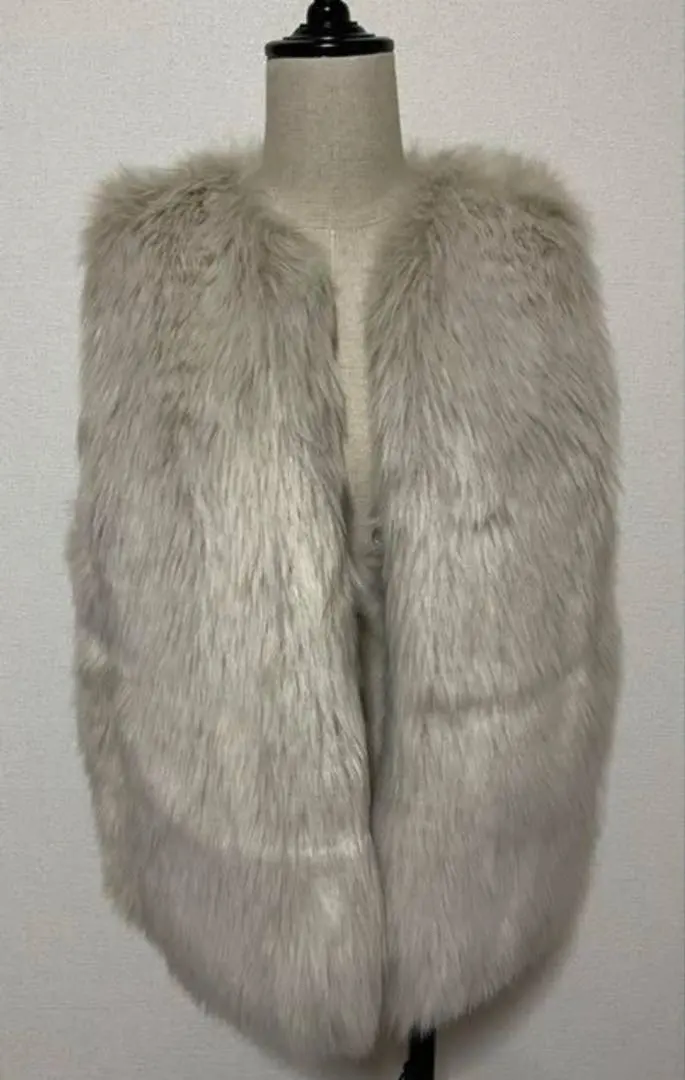 Thumbnail of Gap faux fur vest