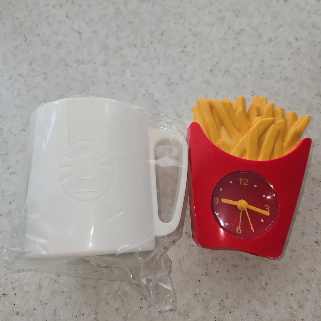 マクドポテト時計レア物! 2025年最新】マックポテト 時計の人気アイテム - メルカリ