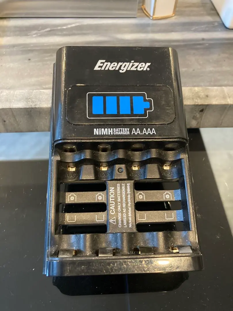 Energizer - エナジャイザー　充電器　新品未開封 Energizer - エナジャイザー 充電器 新品未開封の通販 by キノコ