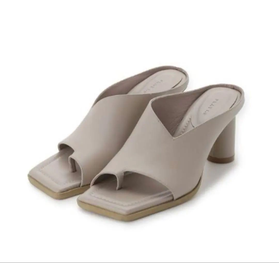 Thumbnail of FRAY I.D sandals